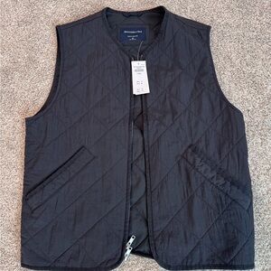 Abercrombie & Fitch Men's Dark Gray Quilted Vest